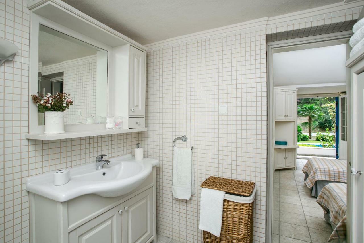 Ilianna Villa Sani  Extérieur photo